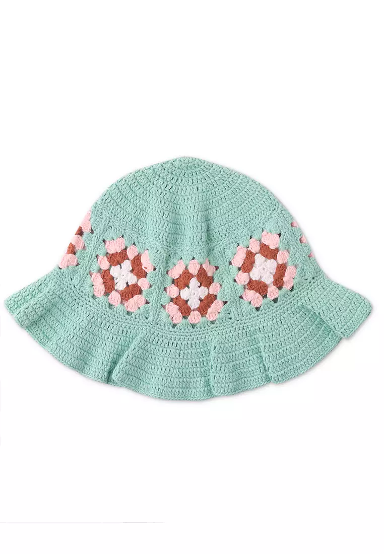 Hat that says baby girl sales