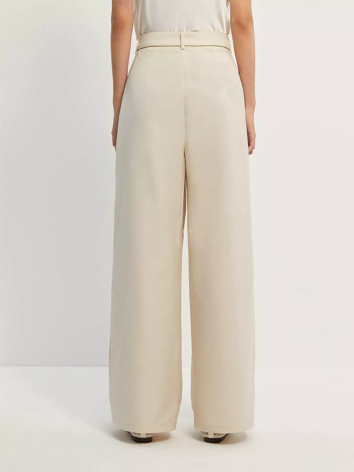 Tie-West Detail Straight Pants - Beige