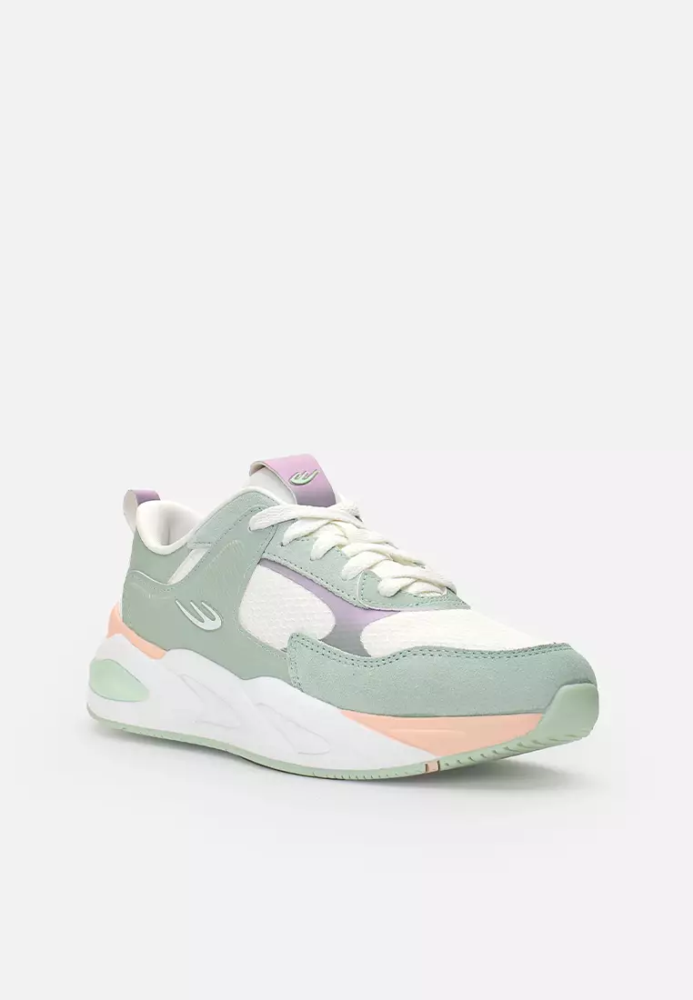 World Balance SAKURA STRIDER Women's Lifestyle Shoes