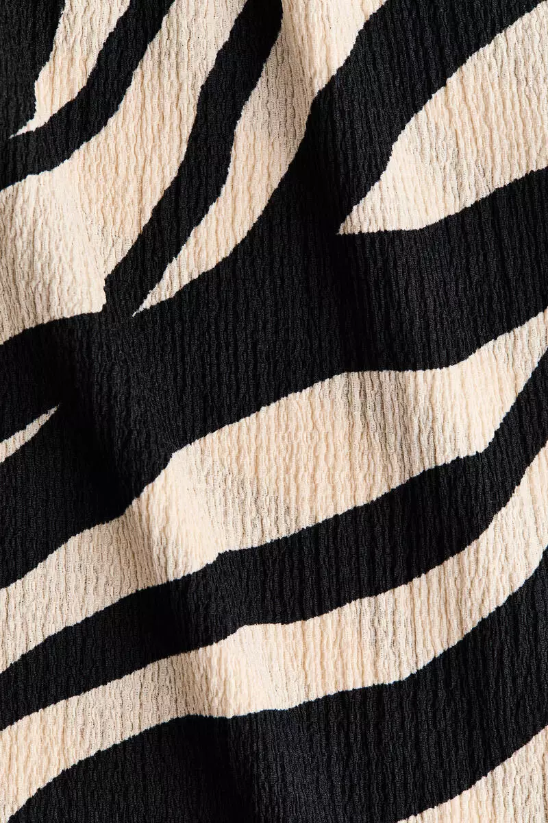 Wide pull-on trousers