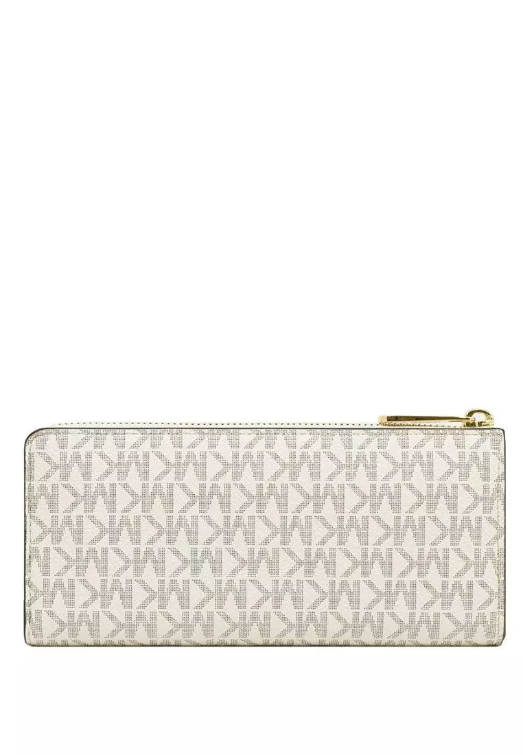 Jet Set Travel Large Signature Three Quarter Zip Wallet In Signature - Vanilla