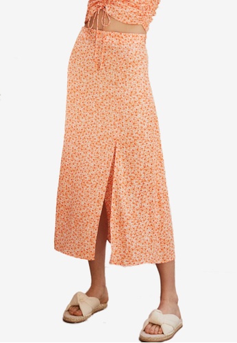 H&M orange Viscose Skirt 0A0D5AAE341FF6GS_1