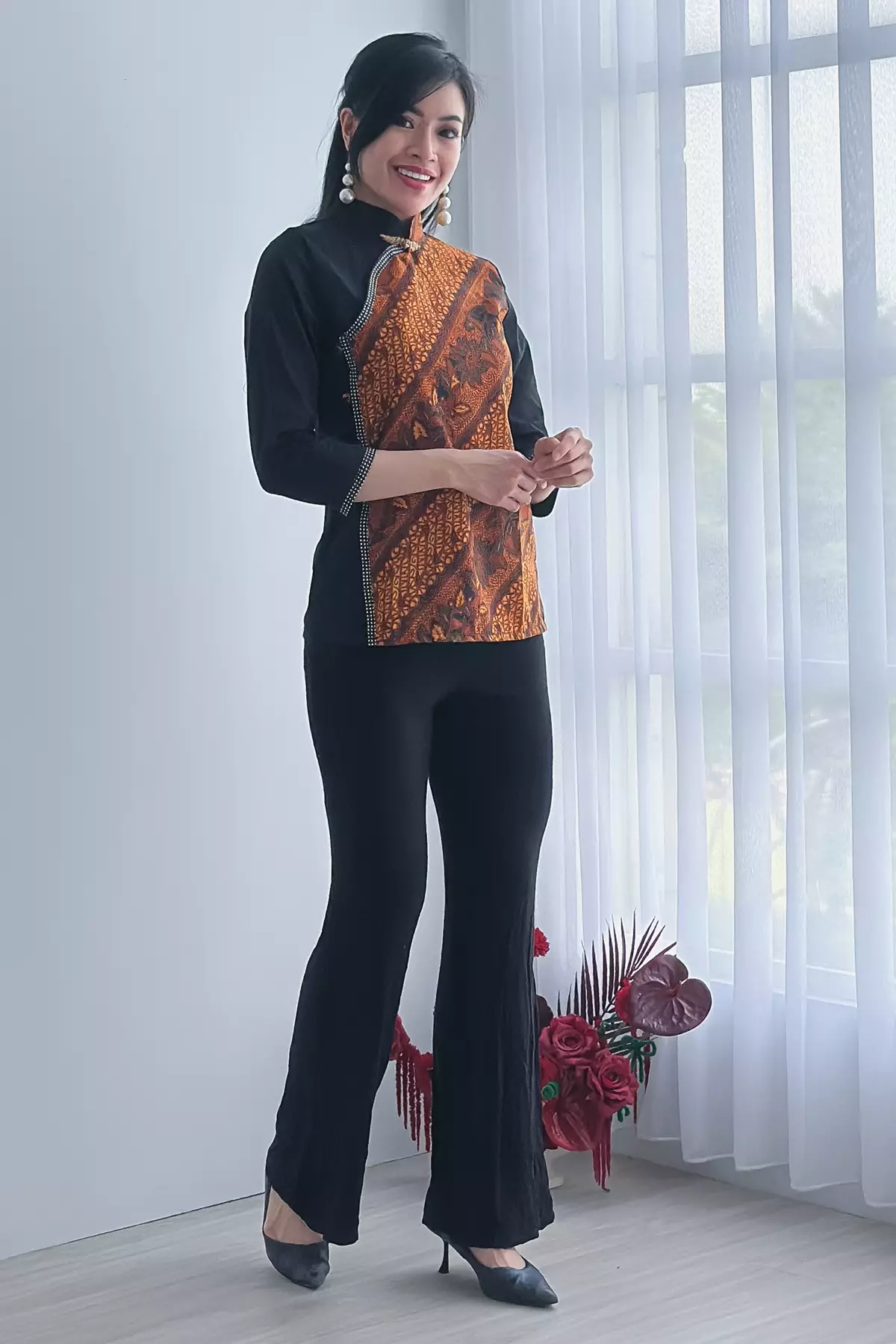 Juniper Parang Sogan Batik Blouse