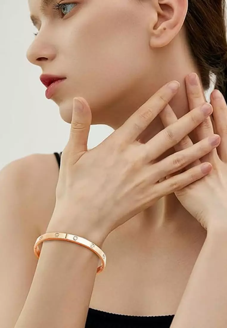 Gelang Titanium Wanita Fashion Elegan Perhiasan Cewek Original Adjustable Size Kotak Indah Set