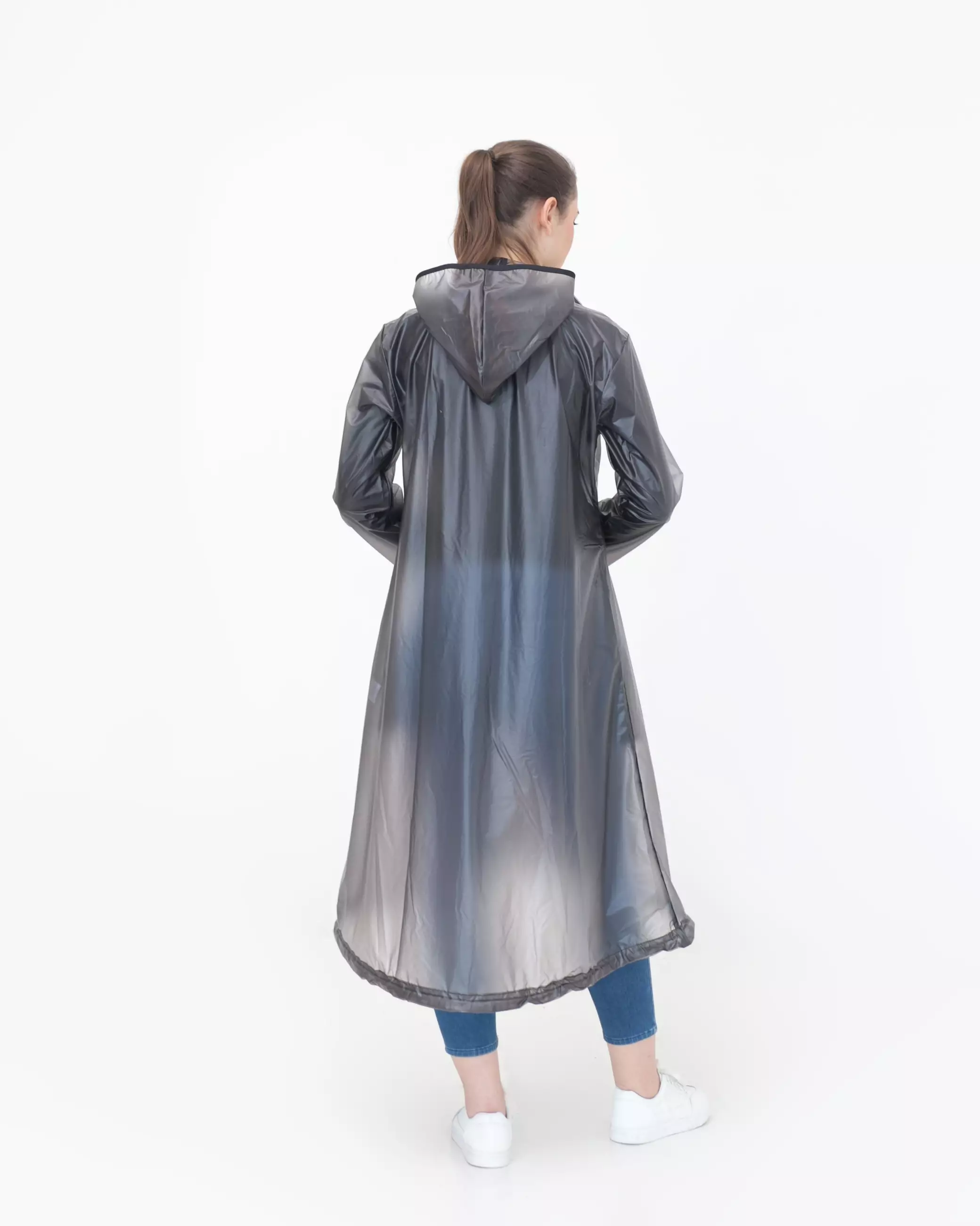 Qansha Raincoat Black