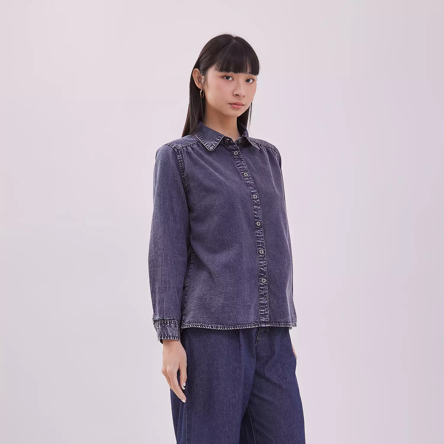 DUST Kemeja Denim Avery Medium Dark Blue (D.116437)