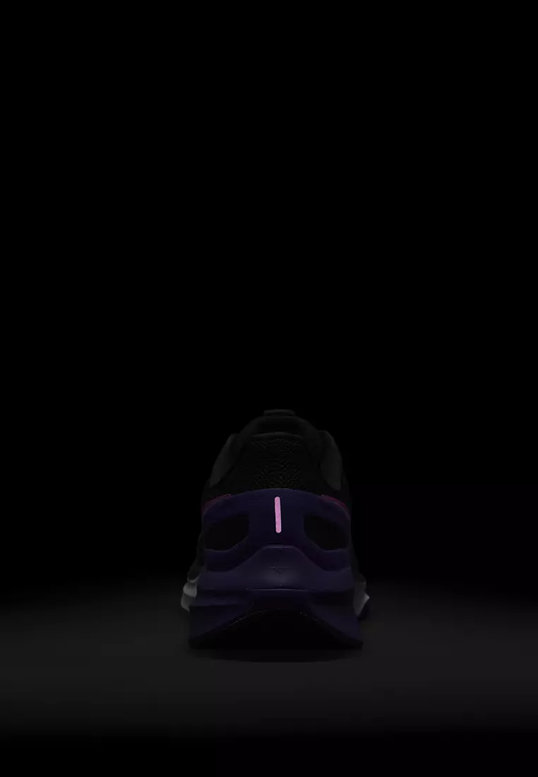 Structure 25 Shoes