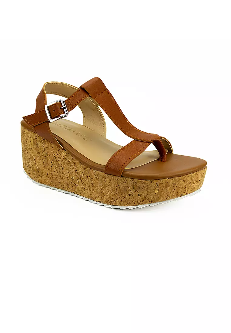 Discount on Cardam's Lifestyle  shoes - SKU: Eclb Lne 00149 Tan Wedge Sandals