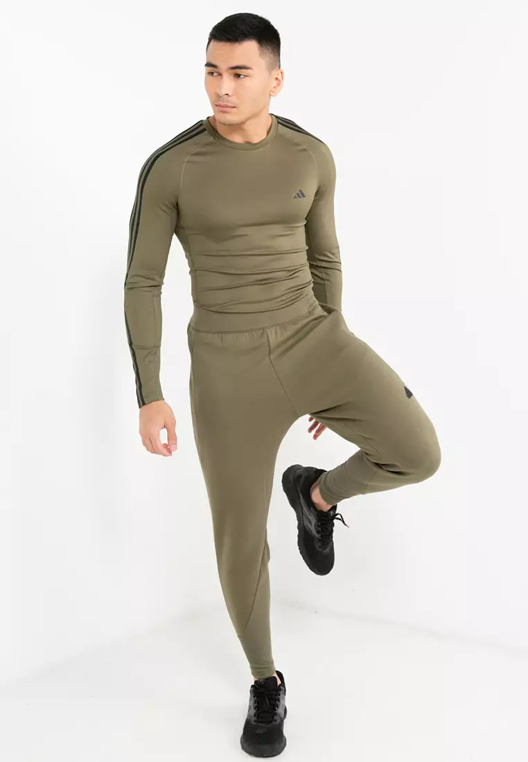 techfit 3 stripes fitted tee