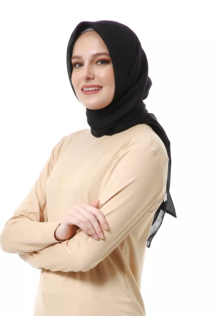 Vierra Jilbab Segiempat Paris Polos Premium Best Style - Hitam