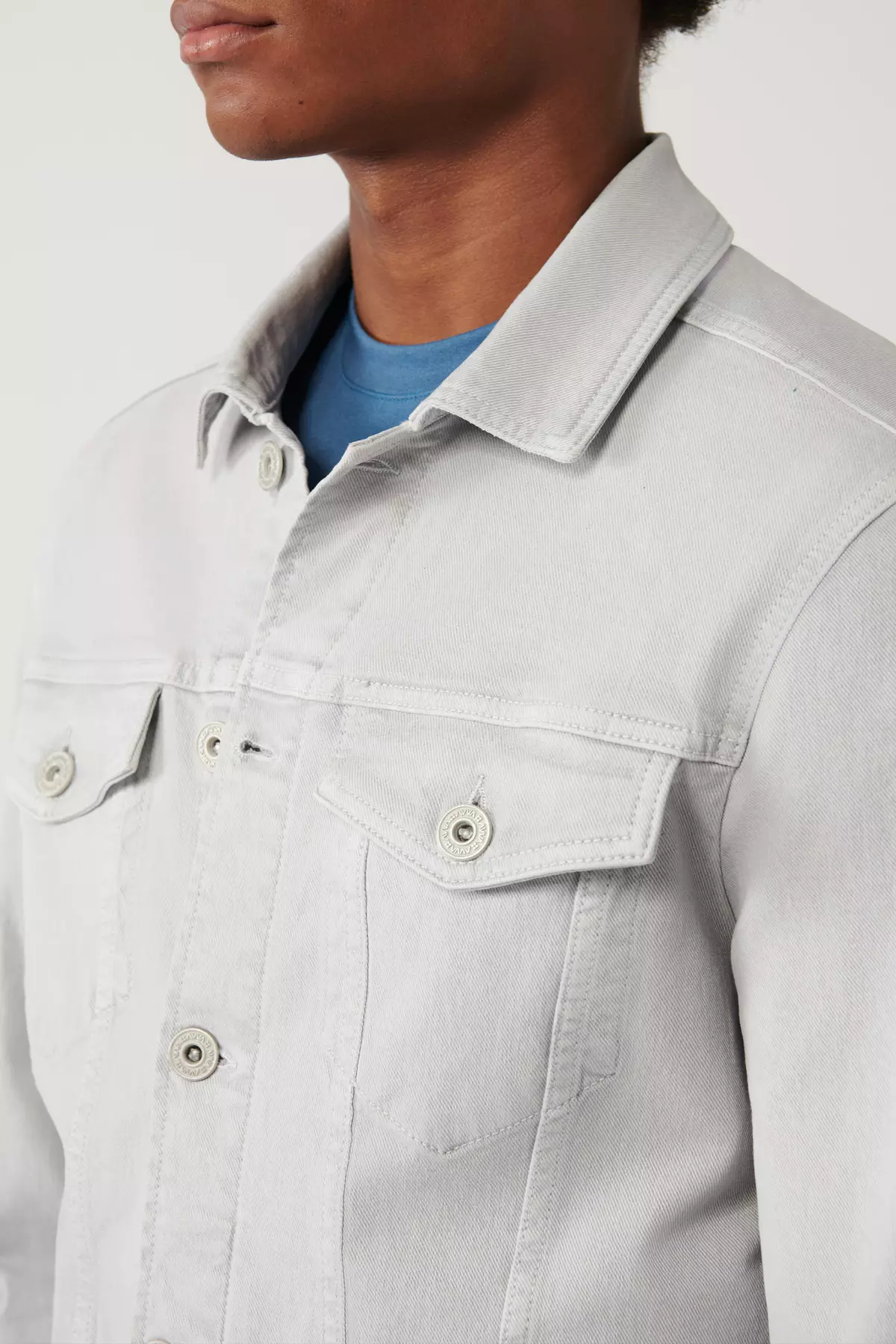 Men'S Gray Classic Collar Garment Dyed Pocket Comfort Fit Denim Jacket A41Y6020