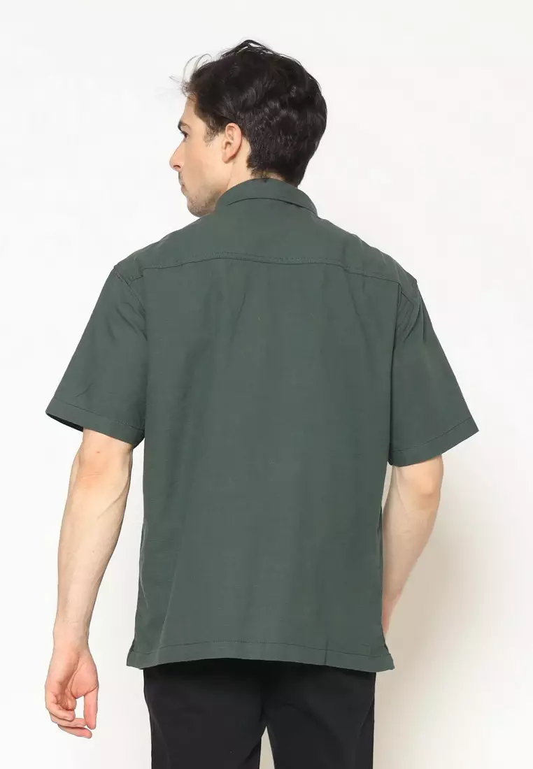 POLICE Kemeja Polos Relaxfit Cotton Slub Hijau Botol Pria