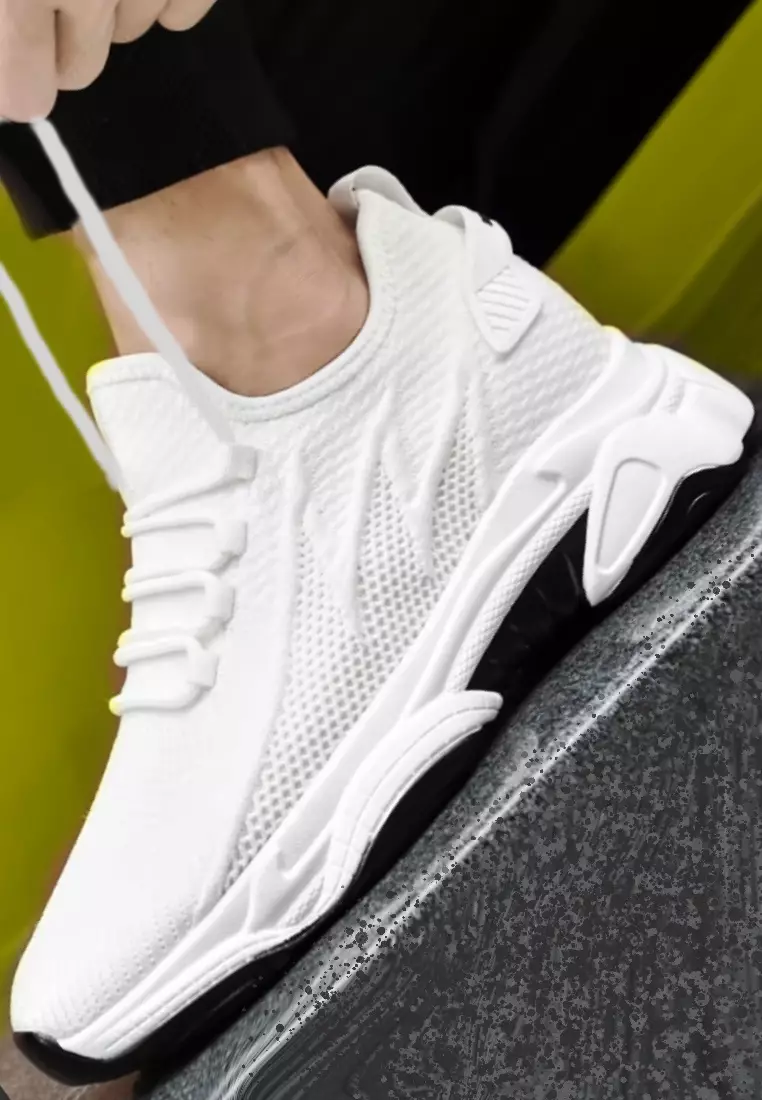 Gain 10cm instantly - White Sneakers with special soles that make you 10cm taller - increase your height and boost your self confidence