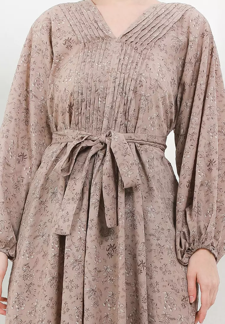 Self Tie Pintuct Maxi Dress