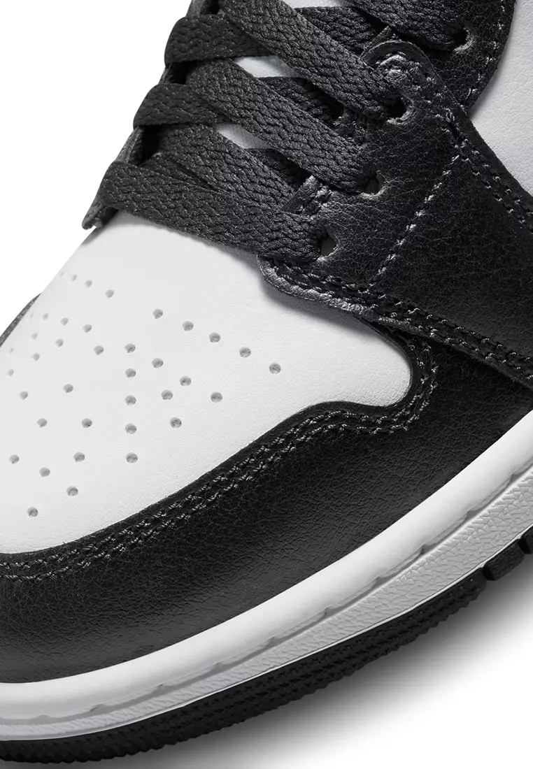 Air Jordan 1 Mid Shoes