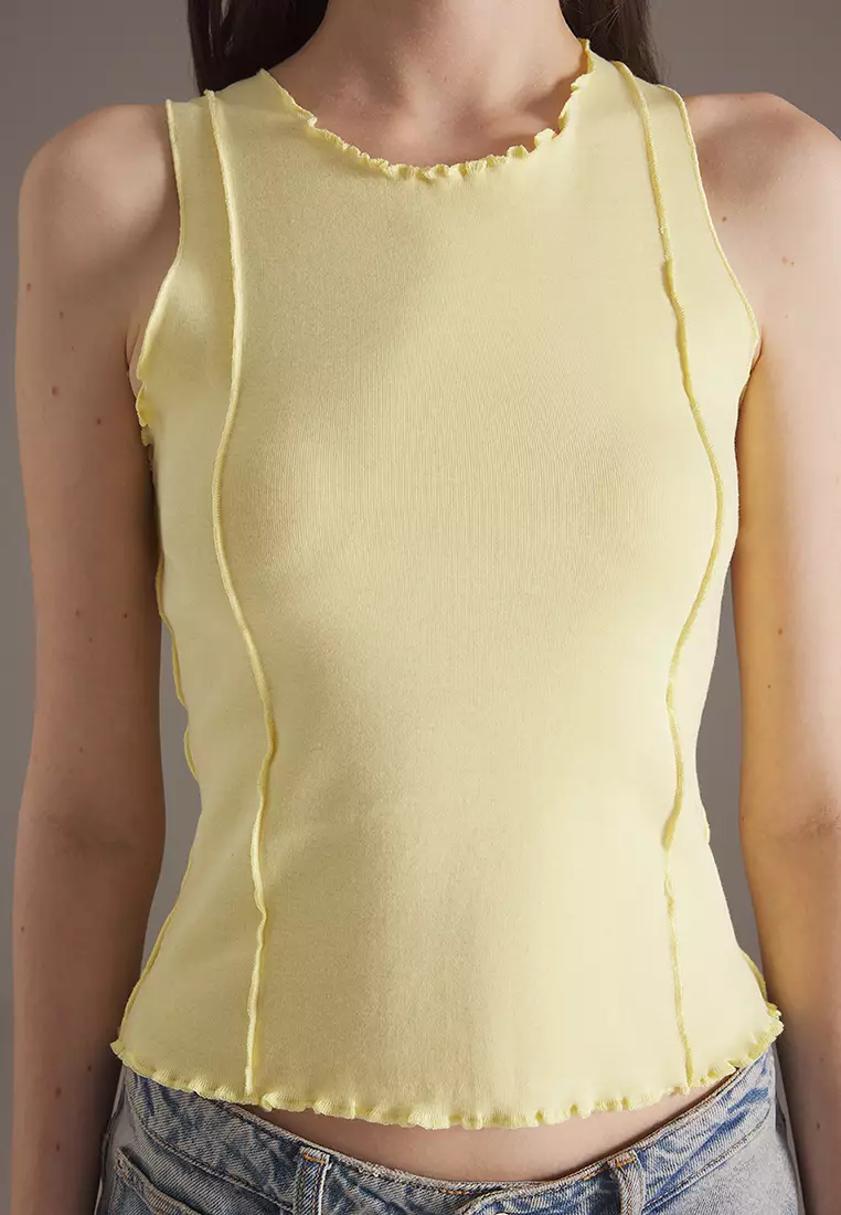 Light Yellow Ribbed Fitted/Body-Sitting Knitted Undershirt Twoss25Al00032