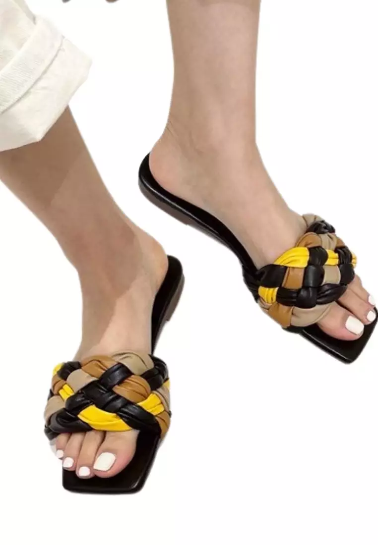 Lonette Flat Sandals