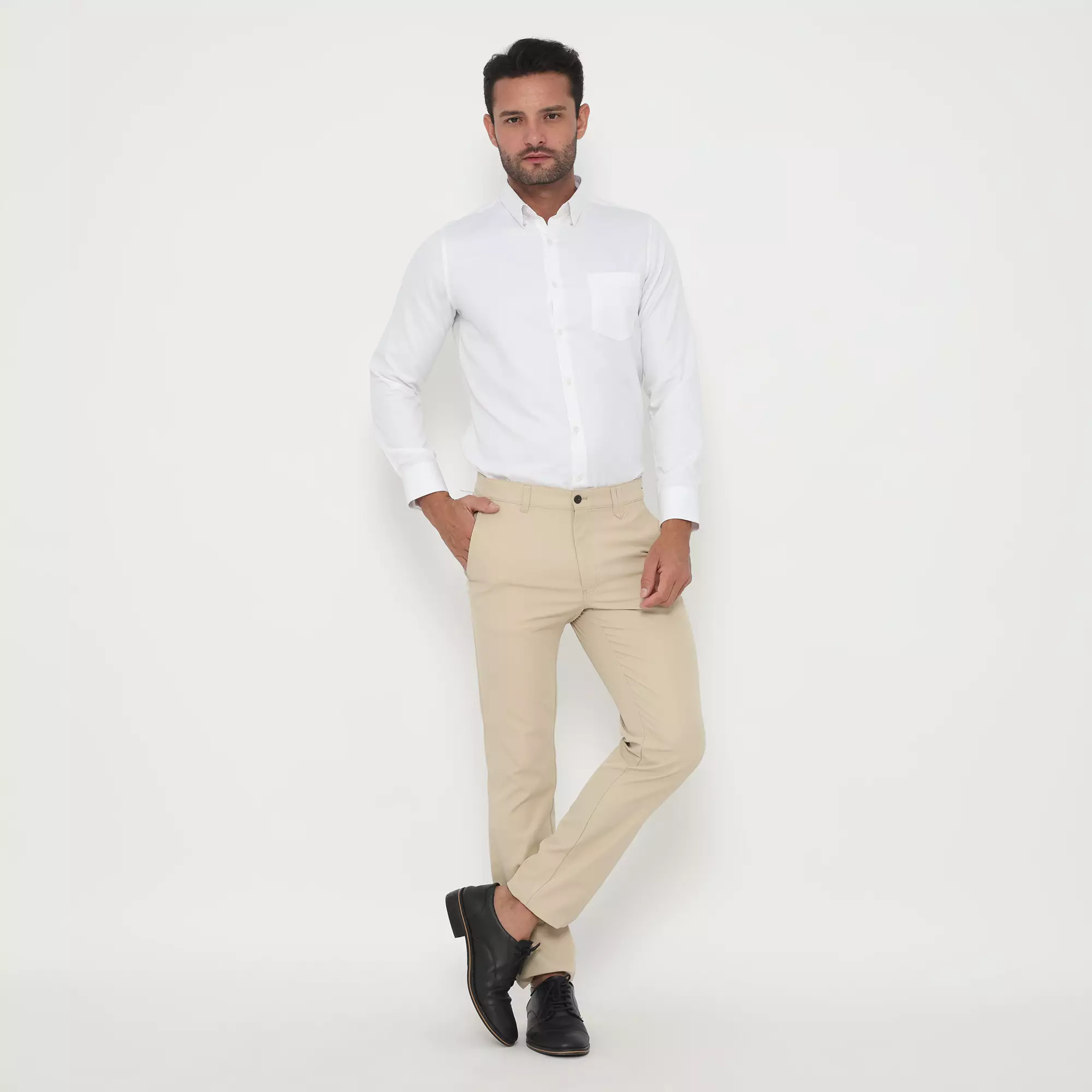 Jobb Jevino Celana Panjang Modern Slim Fit Beige