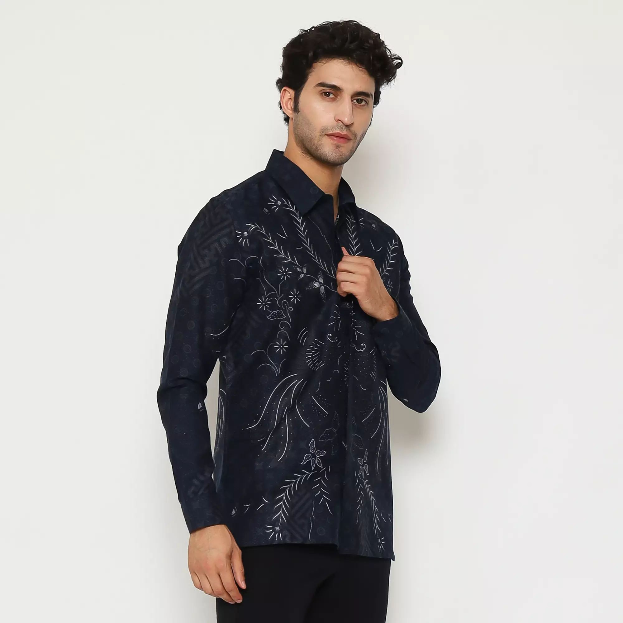 MAGINOT BATIK FURING MOTIF TIMBUL EXCLUSIVE KAMA Batik FURING MOTIF TIMBUL EXCLUSIVE Pria Slim Fit Lengan Panjang