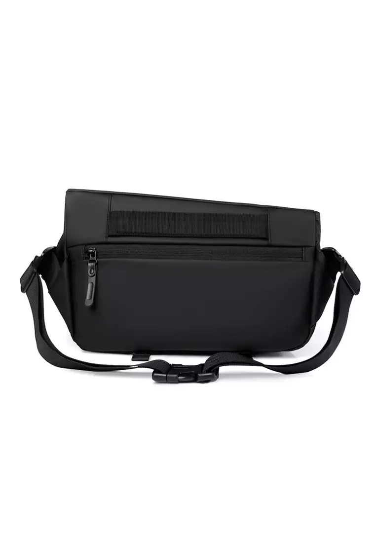 Multifunctional Chest Bag With Adjustable Strap