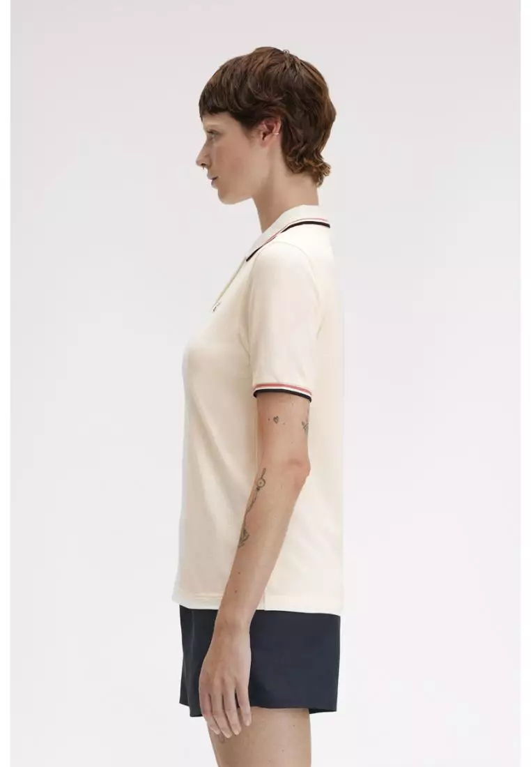 Fred Perry G3600 Twin Tipped Fred Perry Shirt (Light Ecru / Putty Pink / Black)