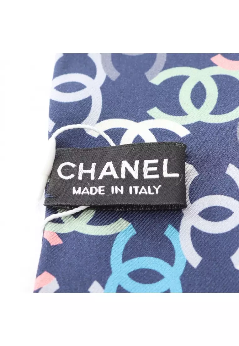 Buy Chanel Pre-Loved Chanel coco mark ribbon scarf all-over pattern ...