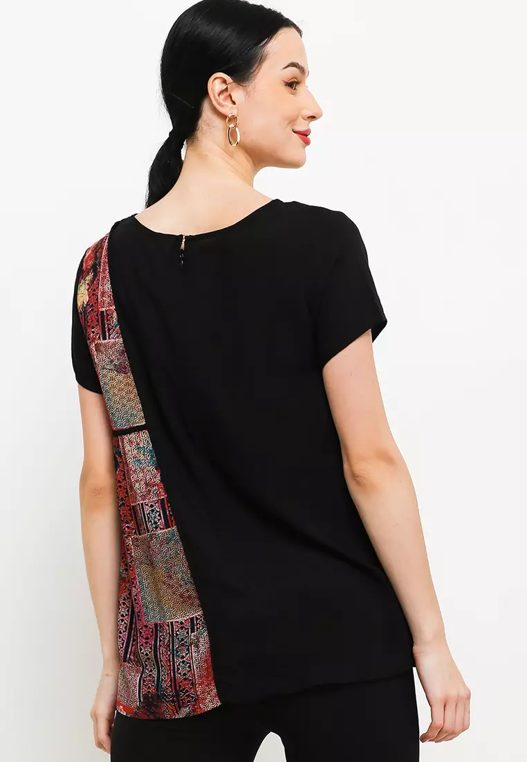 Hellena Blouse In Pink Abstract Print