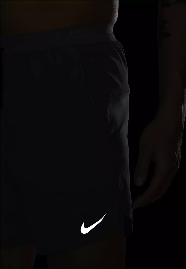 Buy Nike As Men's Dri-Fit Stride 7In Bf Shorts Online | ZALORA Malaysia