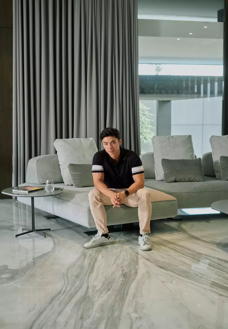 Kale Dion Black / Polo Shirt  Pria / Kaos Kerah Casual