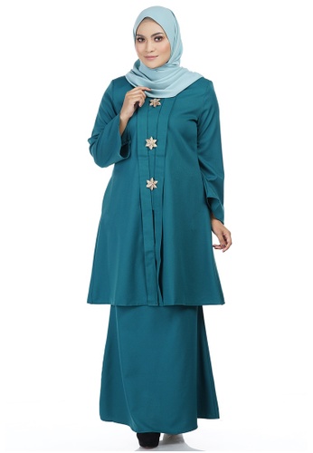 Nawra Kebarung with Gold Brooch from Ashura in Green and Multi