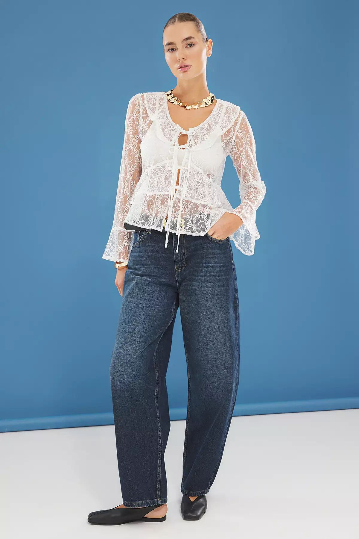 Lace Fabric Ruffle And Binding Detailed Regular Regular Pattern Woven Shirt