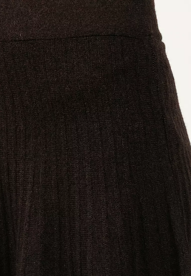 Macy Mid Waist Skater Skirt