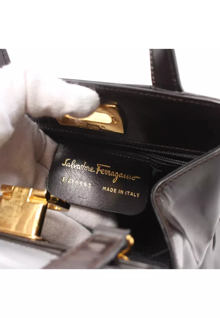 Salvatore ferragamo bags price philippines outlet