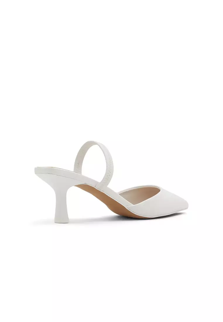 Janica block heel sandal top