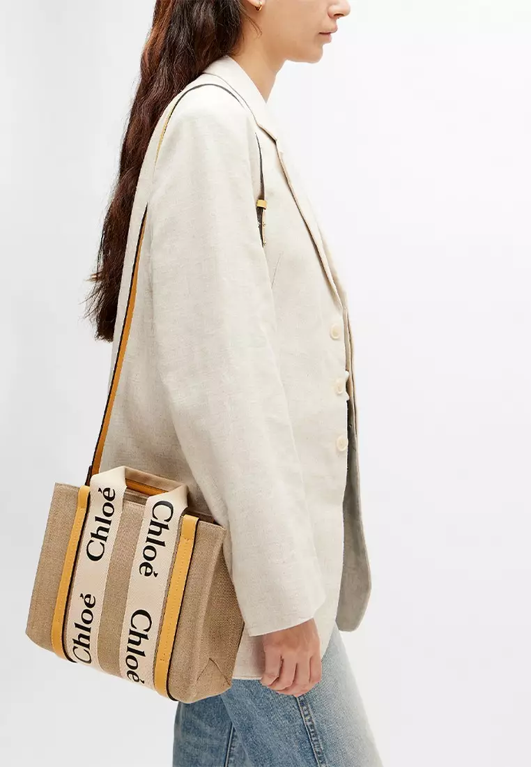 Chloé Small Woody Tote Bag in Honey Gold 2025 | Buy Chloé