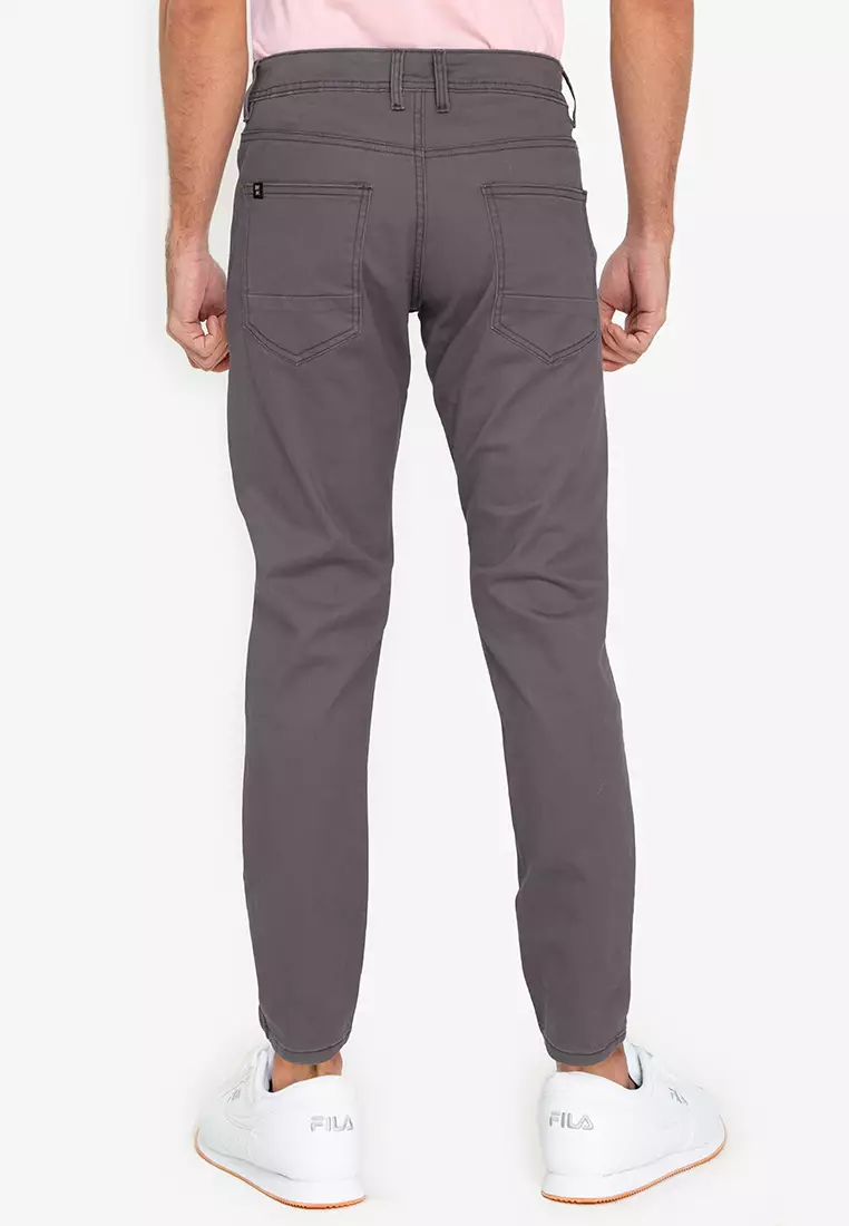 Slim - Tapered Twill Trouser : r/Lululemen