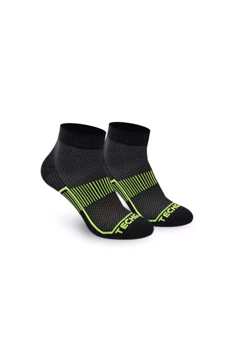 Thick black trainer on sale socks