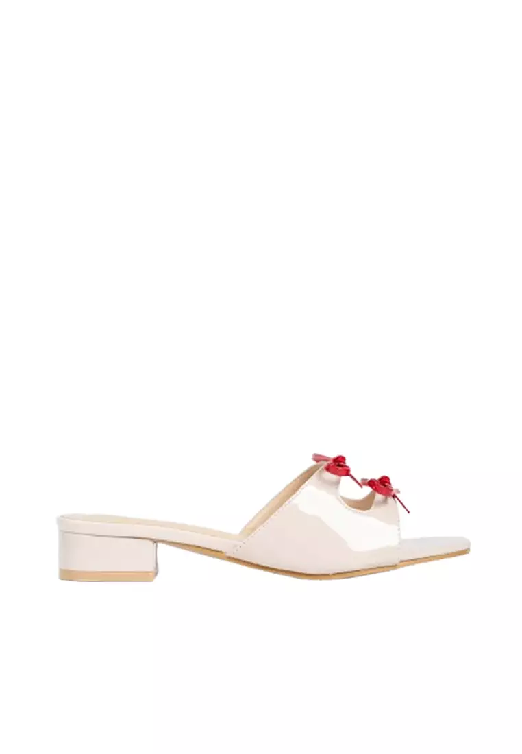 Discount on Happy2U  shoes - SKU: Valeria Glossy Ribbon Mules
