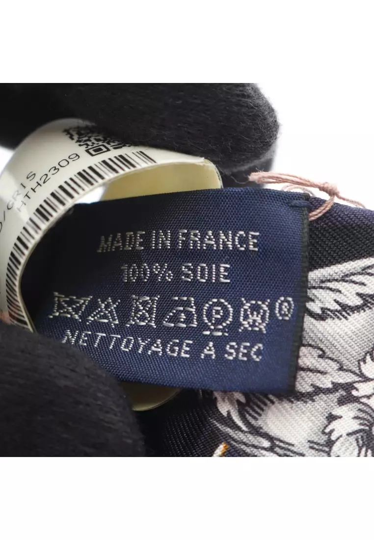 Pre-Loved Hermès twilly Cavalcades ribbon scarf silk Navy multicolor