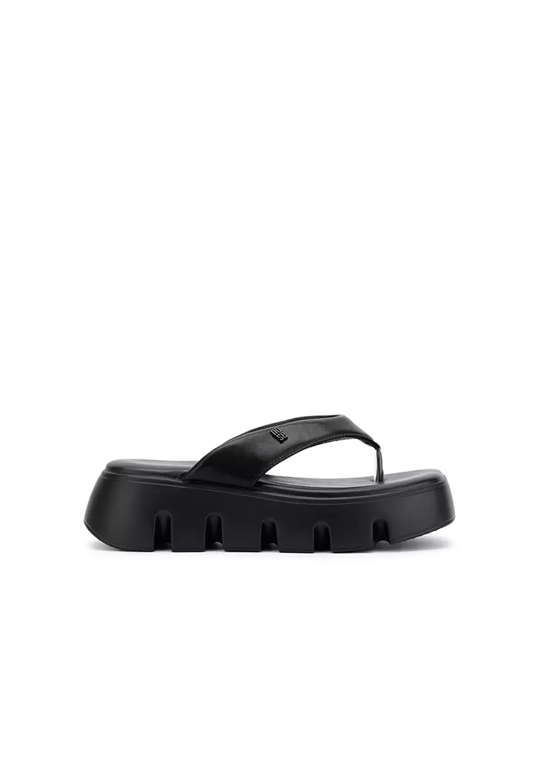 Discount on Nose  shoes - SKU: FLATFORM THONG SLIDE