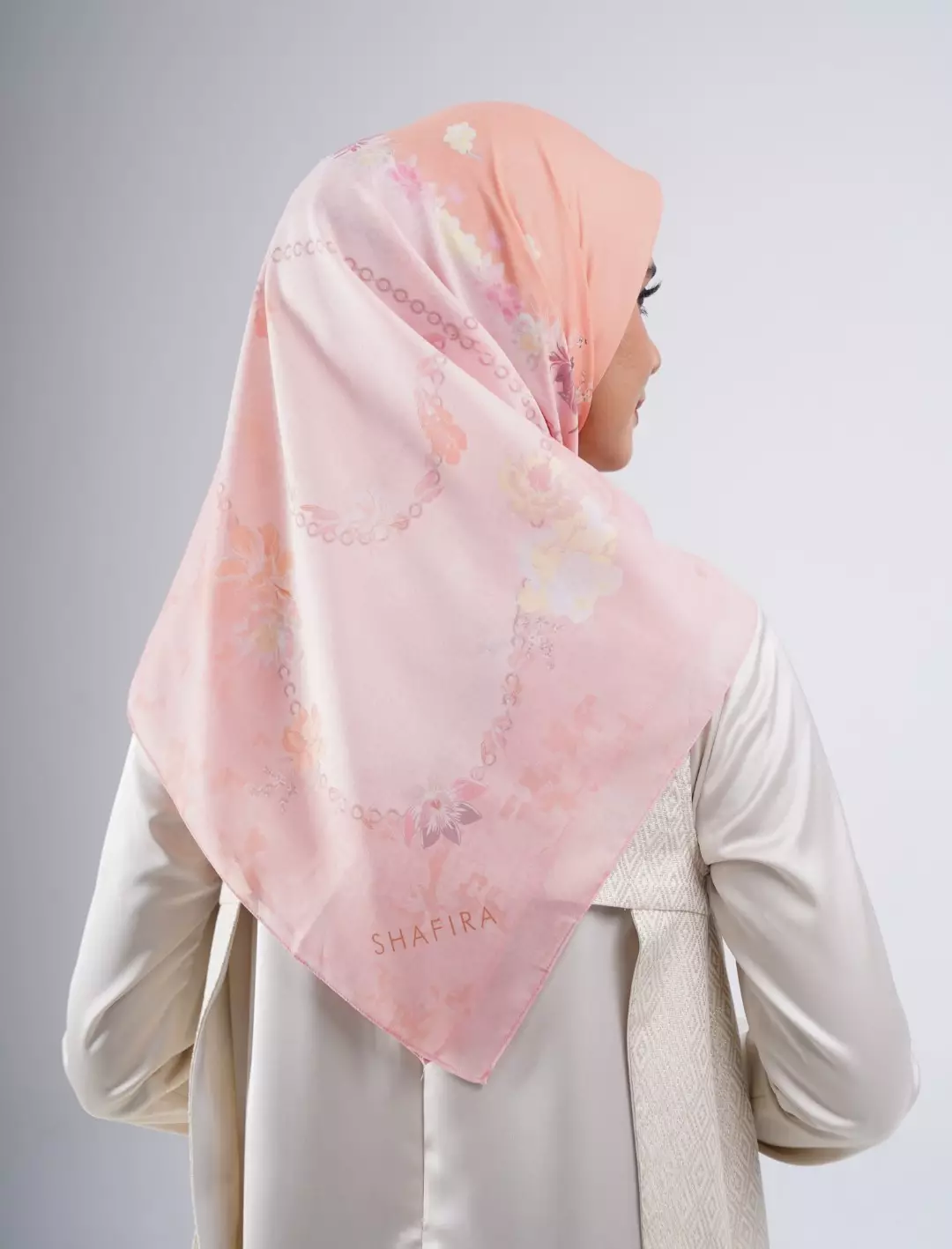 Niomy Printed Scarf Orange | Hijab Kerudung Segi Empat Motif