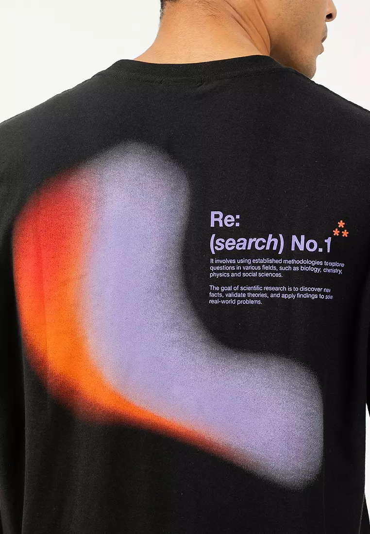 Cropped Fit Graphic T-Shirt