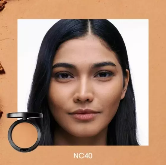 NEW Mac Cosmetics Studio Fix Powder Plus Foundation (bedak) - NC40