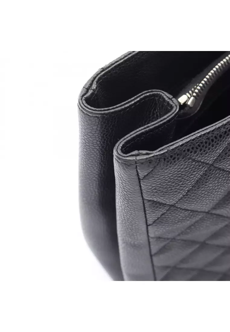 Pre-Loved Chanel matelasse grand shopping GST chain shoulder bag chain tote bag Caviar skin black silver hardware