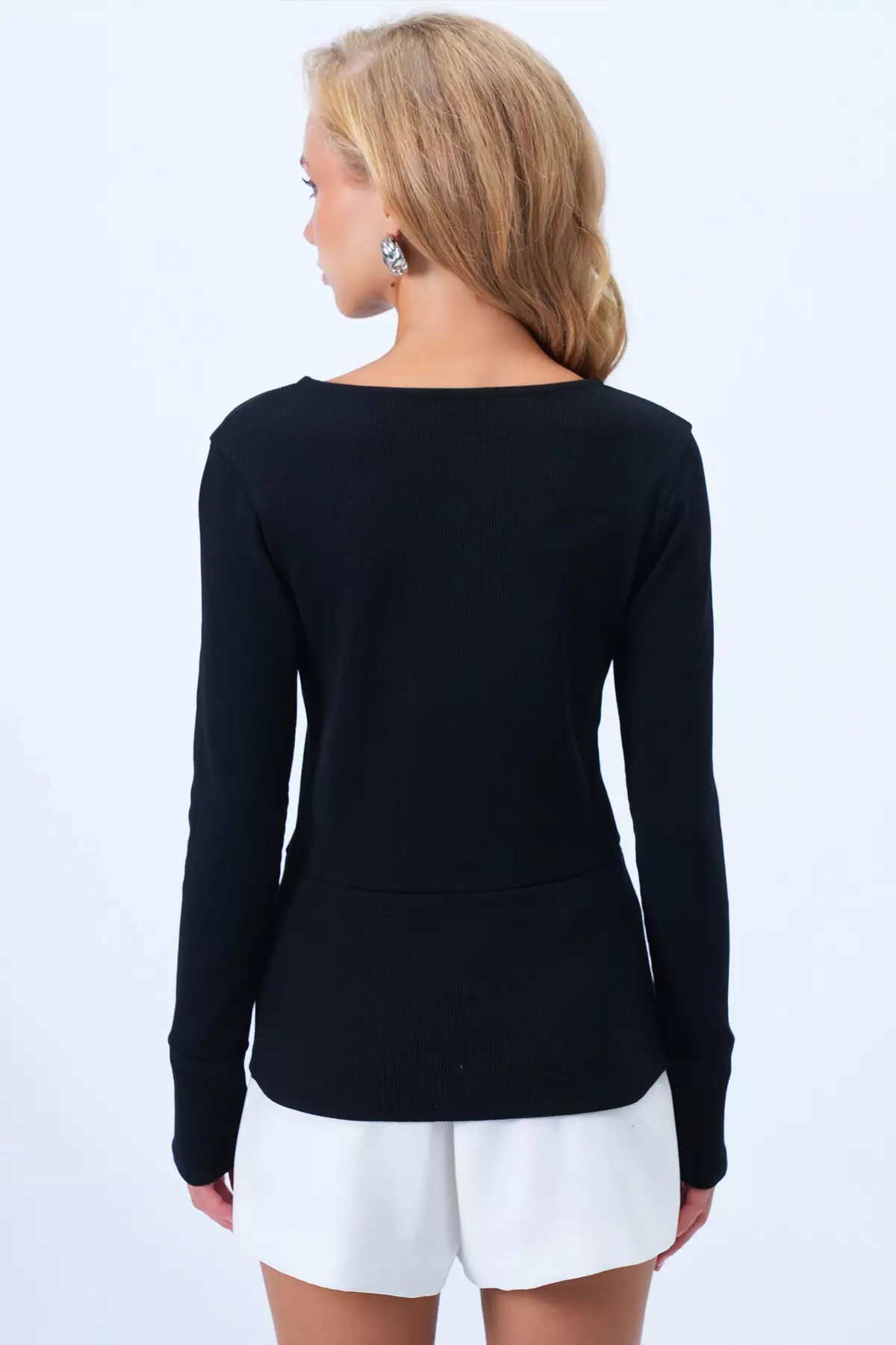 Women's Black Wide Cuffed Stitch Detailed Front Buttoned Camisole Blouse Alc-X14400