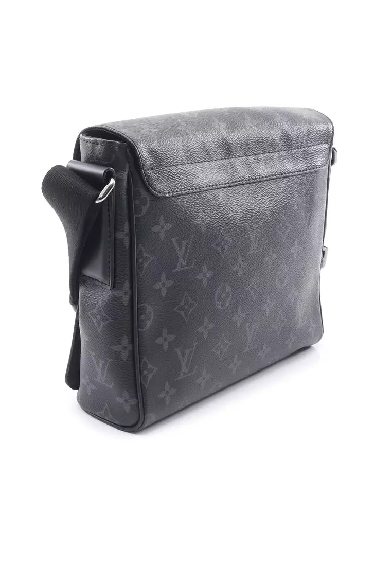 Pre-Loved Louis Vuitton Monogram Eclipse District Pm