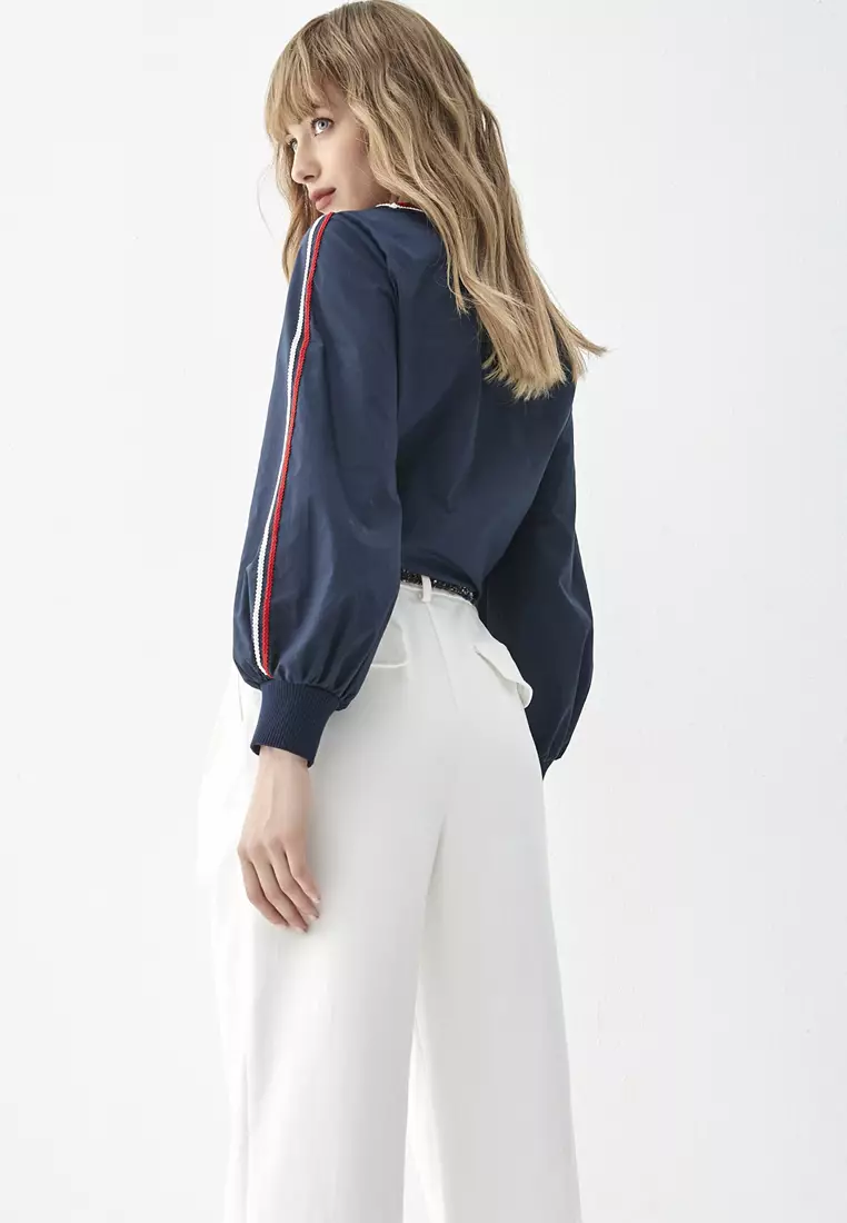 V-Neck Top With Red White Contrast Trim Detail