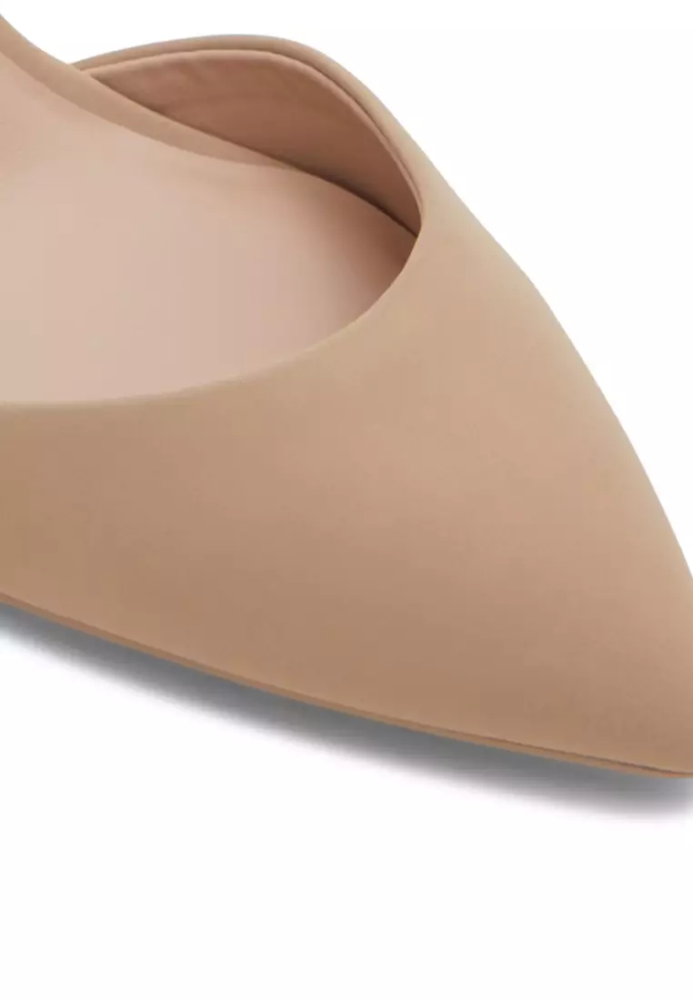 Daliaa Pointed Toe Block Heels