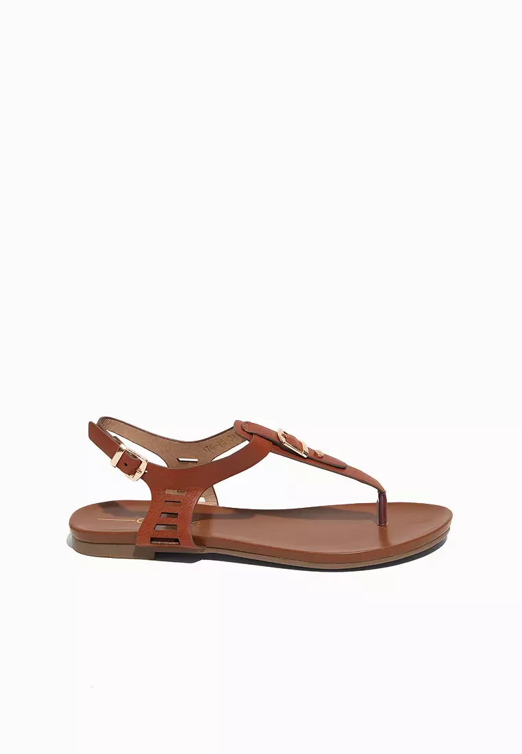 Discount on Cln  shoes - SKU: Yoyo Flat Sandals