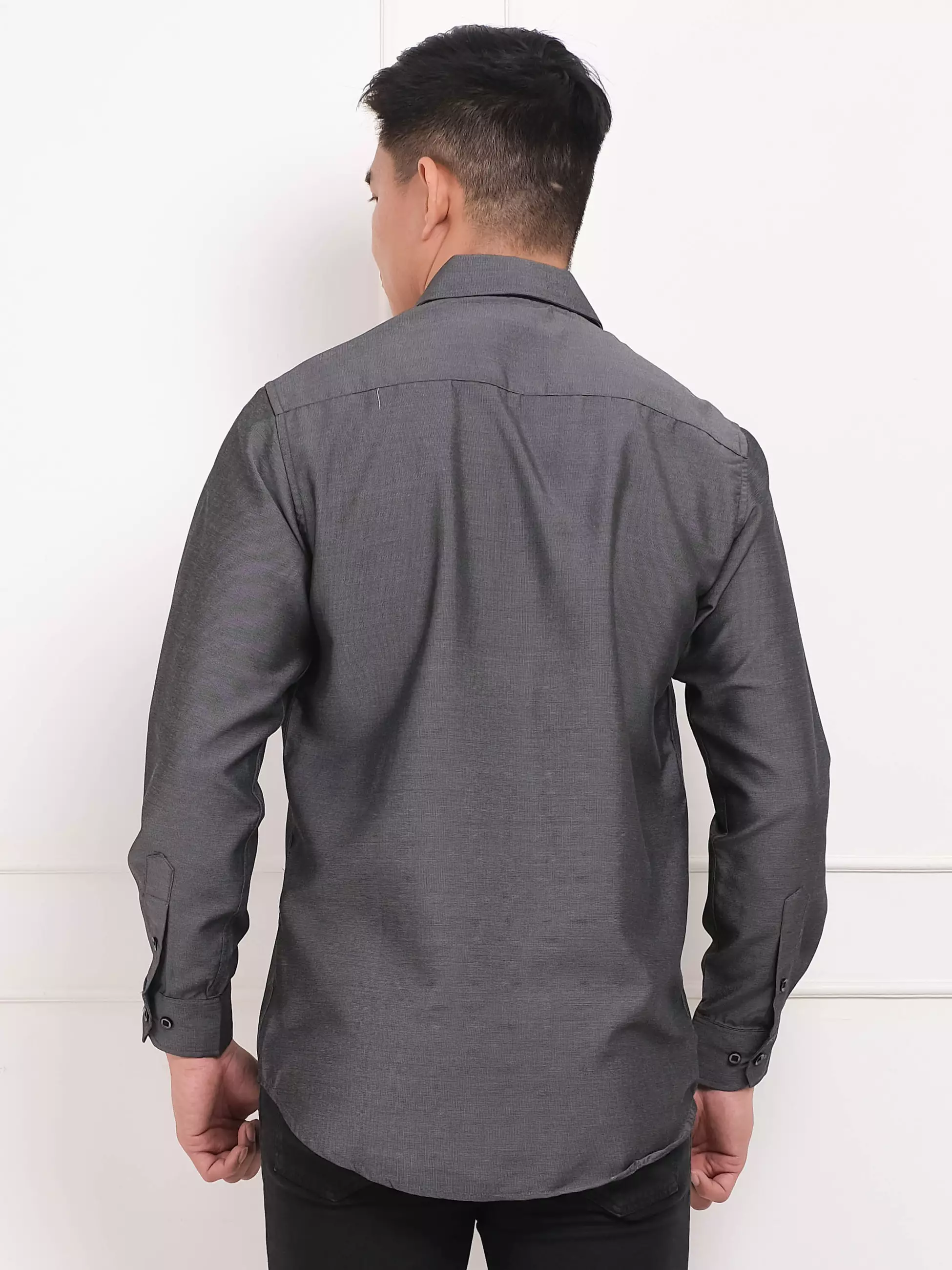 Andre Michel Kemeja Polos Slim Fit Lengan Panjang Abu Tua 16424